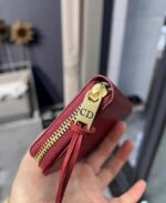 ⁦Dior Beauty VIP Zippy Wallet⁩ - الصورة ⁦4⁩