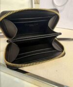 ⁦Dior Beauty VIP Zippy Wallet⁩ - الصورة ⁦5⁩