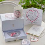 Dioramour Romantic Gift Set – Mug, Greeting Card & Notebook