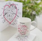 ⁦Dioramour Romantic Gift Set – Mug, Greeting Card & Notebook⁩ - الصورة ⁦4⁩