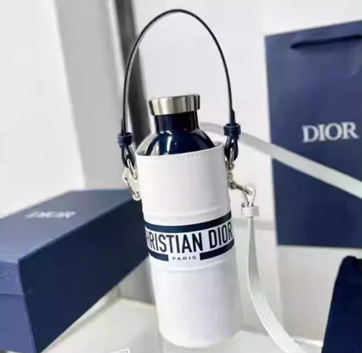 WhatsApp Image 2026-08-27 at 9.50.38 AM (2) Dior Stainless Steel Water Bottle Tumbler – White - الصورة 1