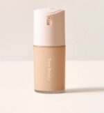 ⁦Rare Beauty True to Myself Natural Matte Longwear Foundation⁩ - الصورة ⁦5⁩