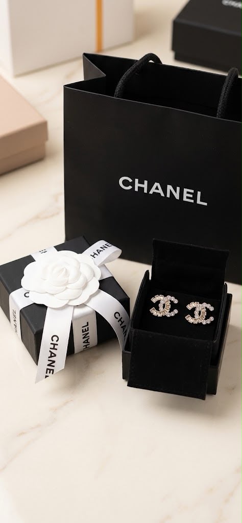 WhatsApp Image 2026-09-18 at 4.12.57 PM Chanel Crystal CC Logo Earrings with Box and Bag - الصورة 1