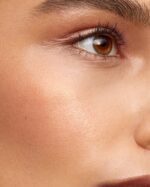 ⁦Westman Atelier Lit Up Highlight Stick – Prulee⁩ - الصورة ⁦3⁩