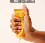 ⁦Sol de Janeiro Brazilian Touch Hand Cream – 50 ml⁩ - الصورة ⁦5⁩