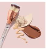 ⁦IT Cosmetics Heavenly Luxe Superstar Flawless Foundation Brush⁩ - الصورة ⁦3⁩