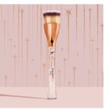 ⁦IT Cosmetics Heavenly Luxe Superstar Flawless Foundation Brush⁩ - الصورة ⁦4⁩