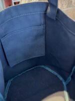 ⁦Blue Chanel N°1 Canvas Tote Bag⁩ - الصورة ⁦2⁩